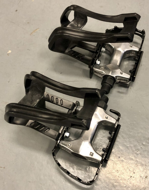 Toe clip and Toe Strap Pedals